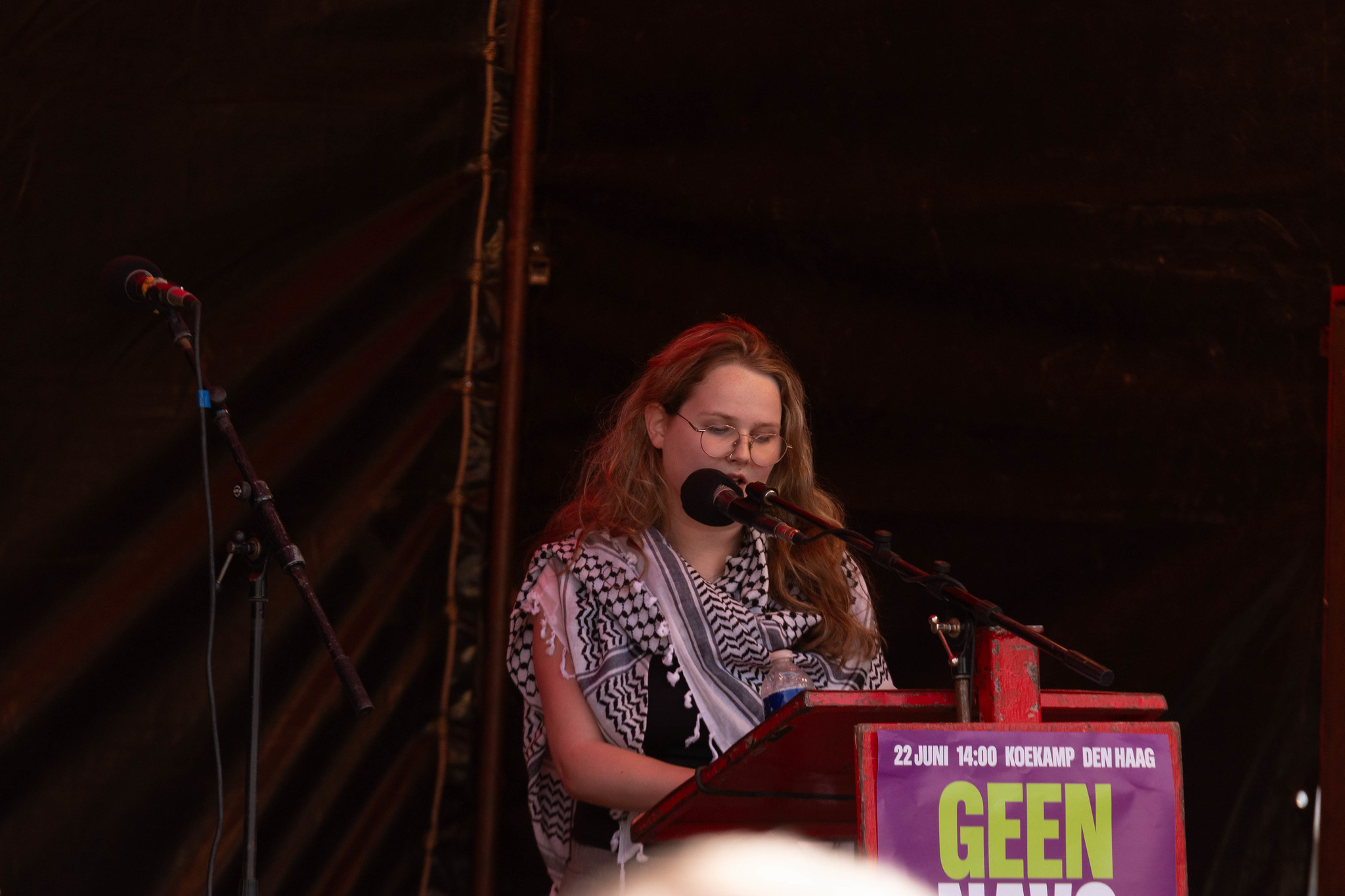 Kayleigh Hofstede (RSP) op NAVO-protest: ‘defensie moet weer écht defensie worden’