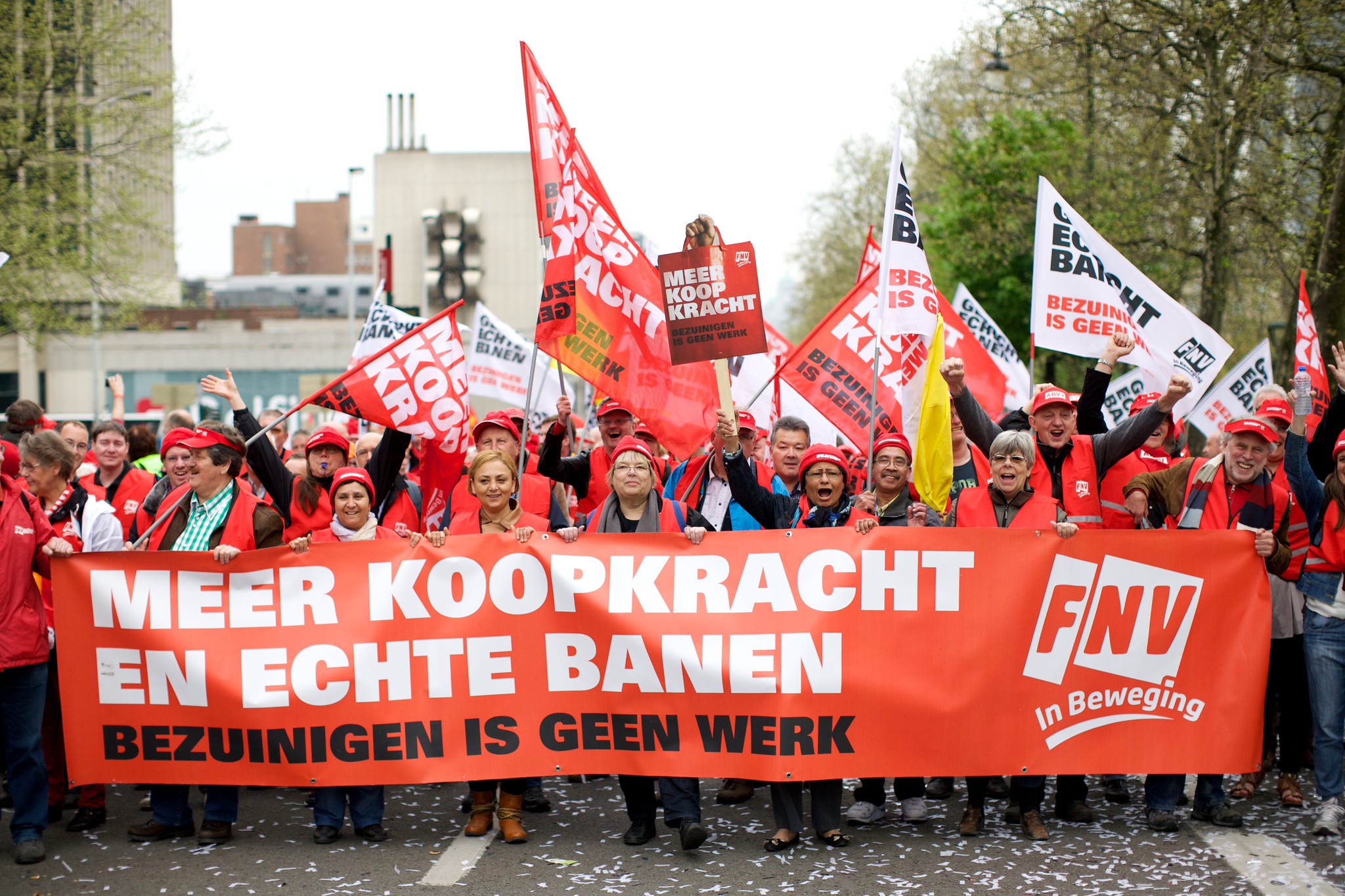 Leden FNV en CNV verwerpen plannen regeerakkoord Jetten-I